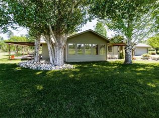 27 Lower Hawk Valley Rd, Columbus, MT 59019