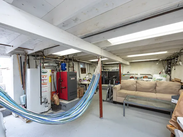 355 Dormans Court image 17 of 20