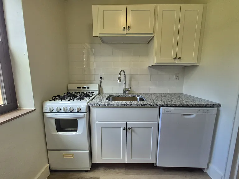 East Liberty Properties — Photo 11