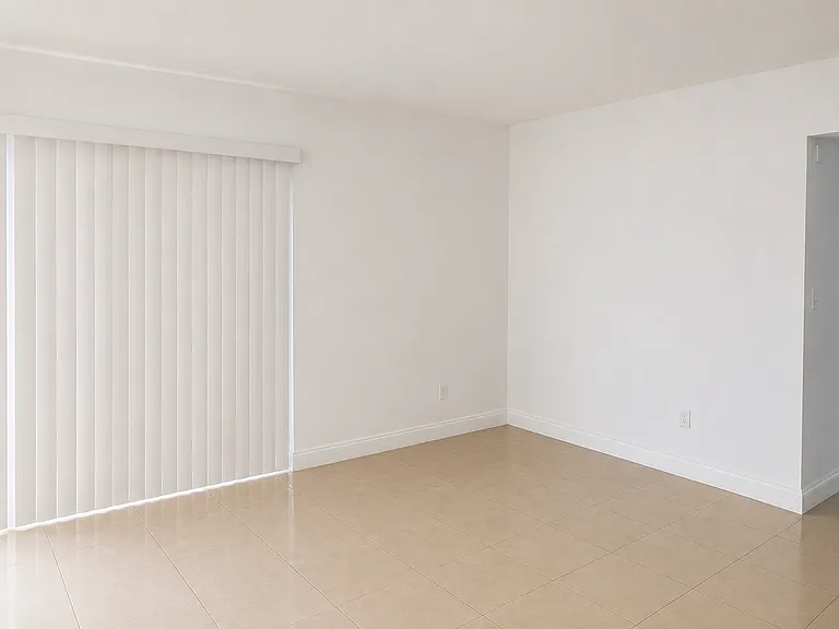 Maral Apartments — Photo 3