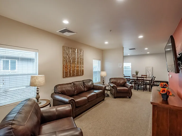 Aspen Place Apartments — Photo 8