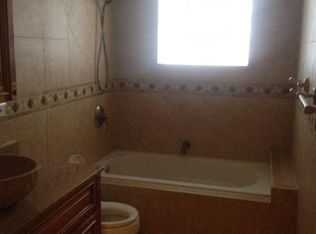 8253 Keating Ave APT 2, Skokie, IL 60076