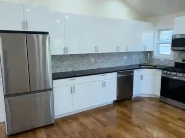 (undisclosed Address), Bronx, NY 10466