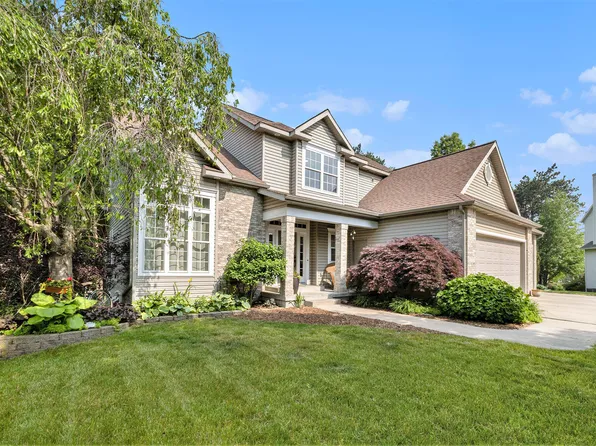 2975 Pine Edge Ct, Holland, MI 49424