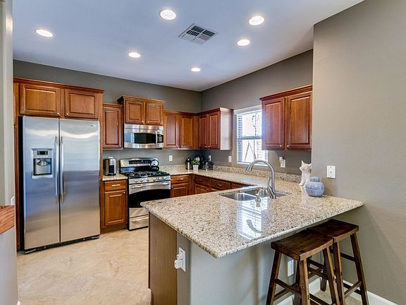 5th image of 3976 E Cat Balue Dr