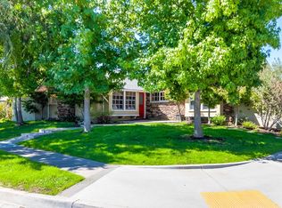 11841 Montecito Rd, Los Alamitos, CA 90720