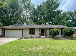 1236 W Winkler St, Springfield, MO 65807