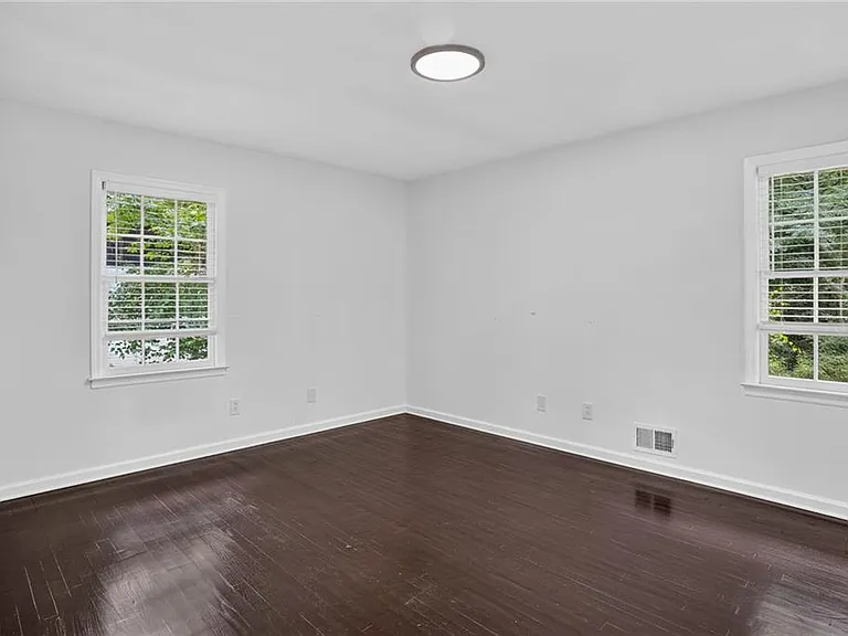 2495 Whites Mill Rd — Photo 18
