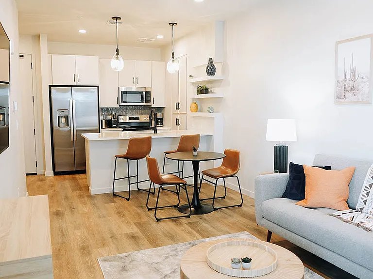 Evara Living — Photo 11