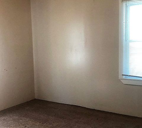 4th image of 3009 Horton St