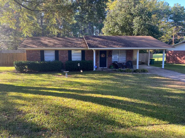 4311 Jan Cir, Texarkana, TX 75503