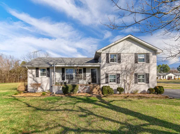 9576 Mullens Rd, Arrington, TN 37014