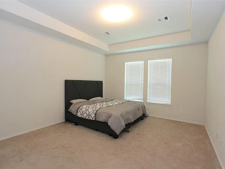 4406 Mooring Cove Ct — Photo 7