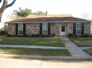 408 Solitude Dr, Garland, TX 75043