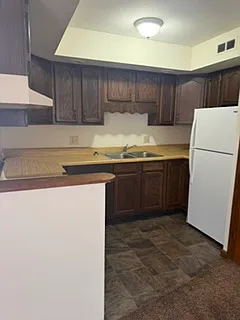 2025 College Avenue — Photo 2