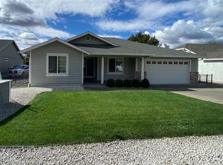 18593 Hidden Valley Rd, Hidden Valley Lake, CA 95467