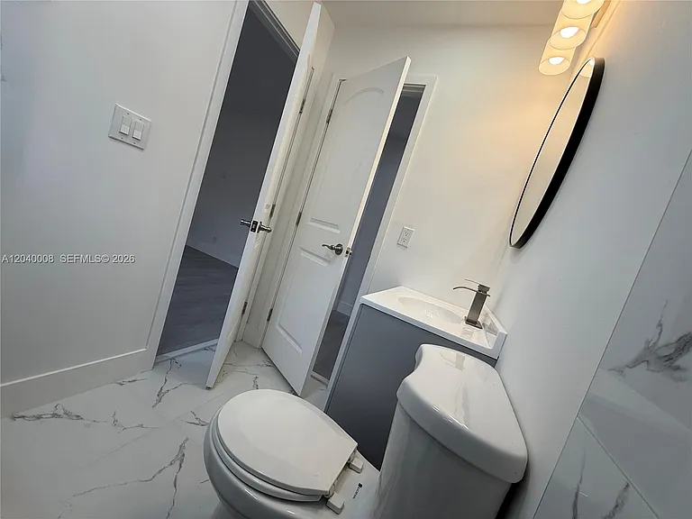 7311 NW 57th Dr — Photo 17