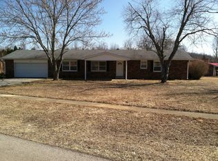 406 Boone Trce, Radcliff, KY 40160