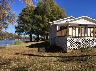 193 Skyview Lake Rd, Harmony, NC 28634