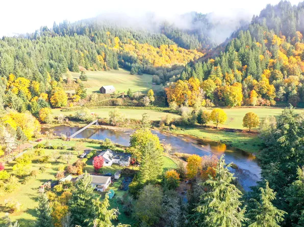 27277 Lower Smith River Rd, Reedsport, OR 97467