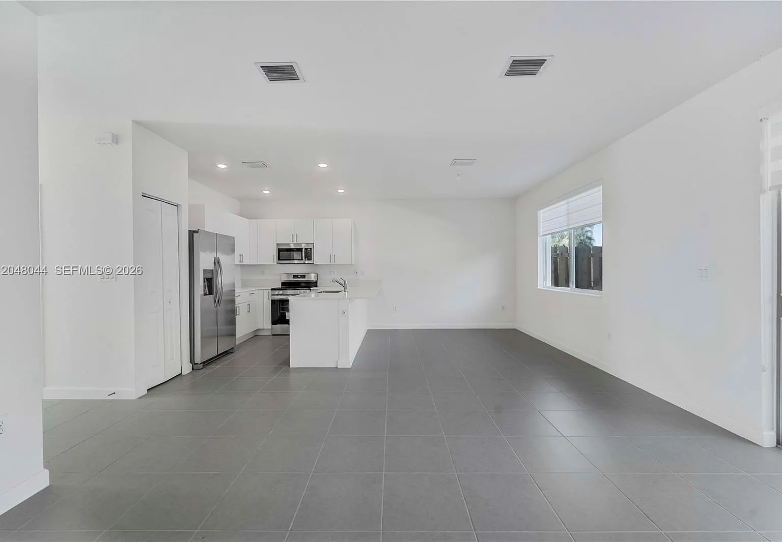 4 bed, 1850 sqft, $3,250 — Photo 3