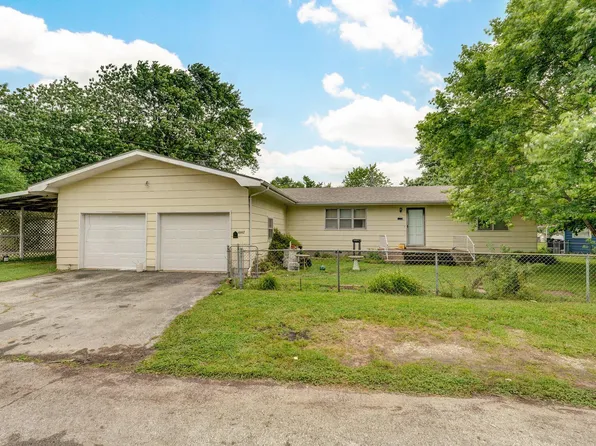 1007 S Walnut Terrace Drive, Mt Vernon, MO 65712