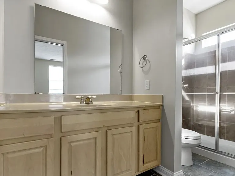 2605 Carrollton Ave — Photo 17