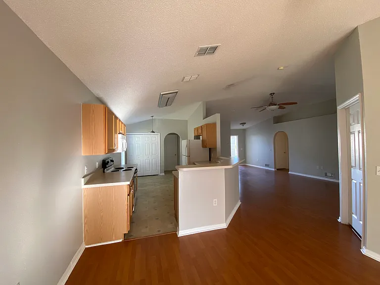4754 Willamette Cir — Photo 5