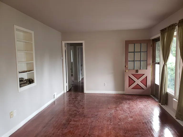 1218 E Uintah St — Photo 5