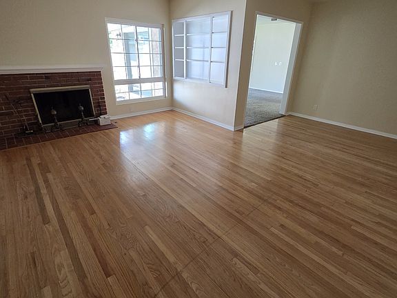 3rd image of 2509 W 109th St #2509