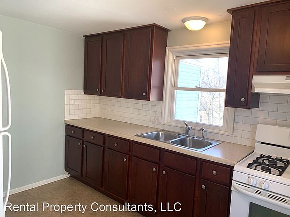 5th image of 1437 Giddings Ave SE #2