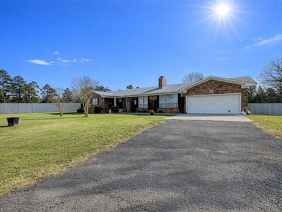 2nd image of 428 Welcome Hill Rd