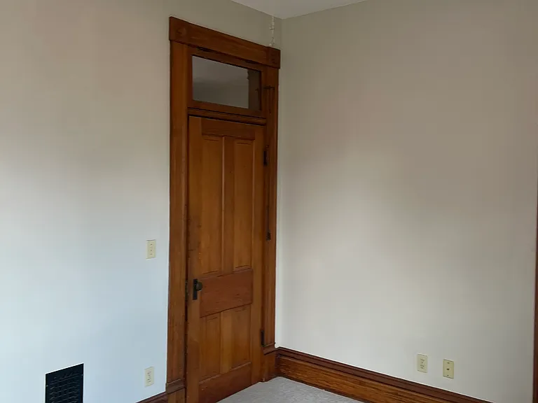 183 S 19th St #1 — Photo 57