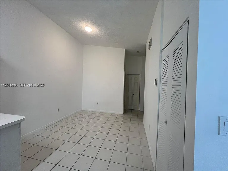 15315 SW 76th Ter #207 — Photo 4