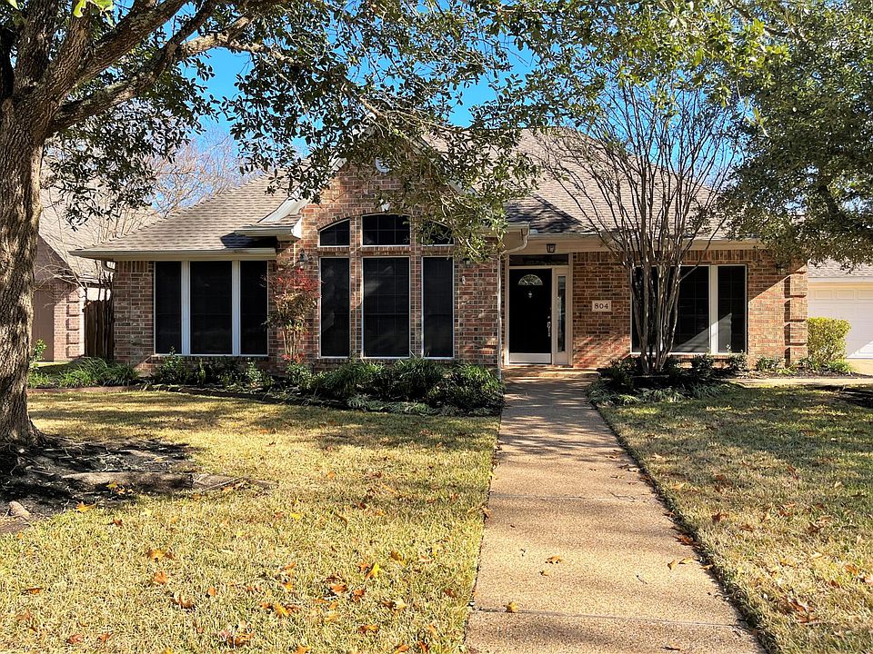 1st image of 804 Southern Hills Ct