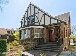 2118 Lake St, Evanston, IL 60201