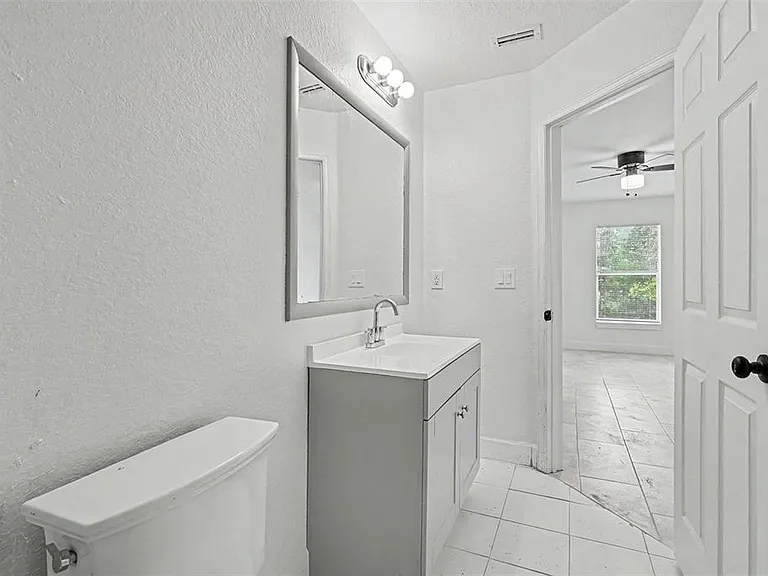1128 Neville Ave — Photo 16