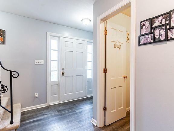 4th image of 5606 Dartmouth Dr