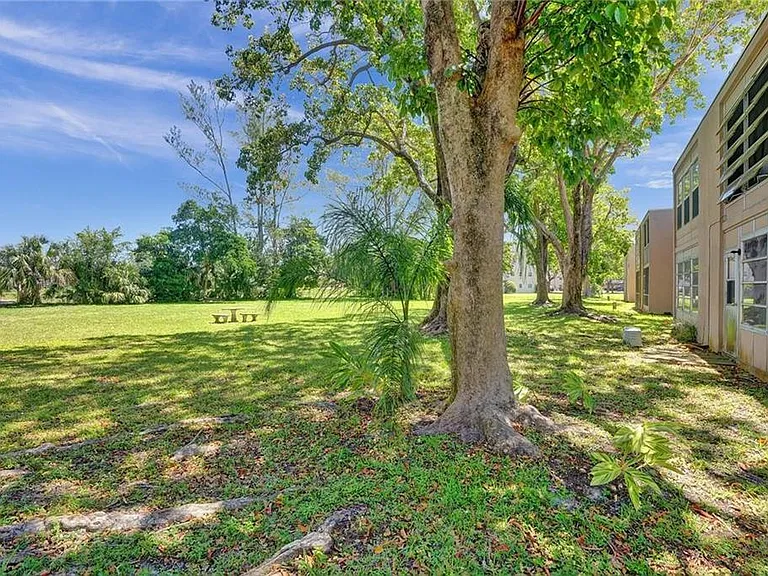 7895 Margate Blvd #203 — Photo 12