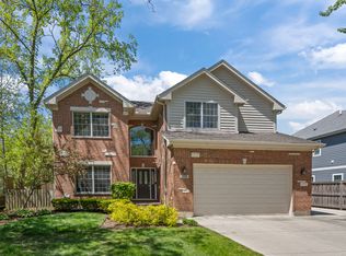 1114 Oxford Rd, Deerfield, IL 60015