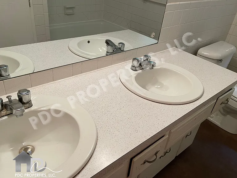 832 S Luster Ave — Photo 16
