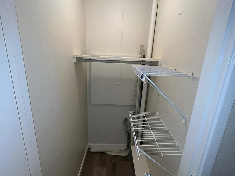 585 Macarthur Blvd #3 — Photo 6