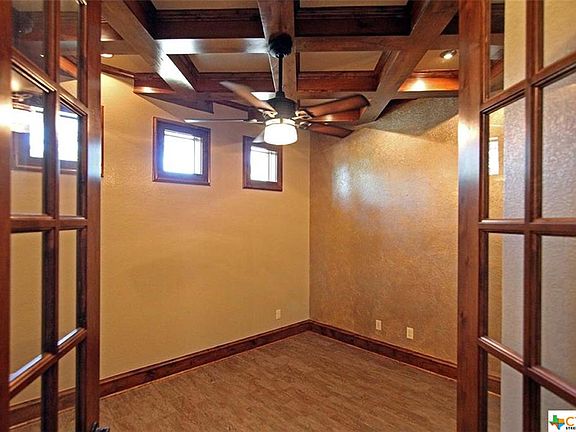 2nd image of 107 Lago Verde Ln