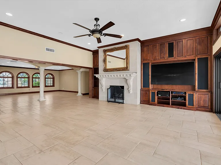 5810 Bahama Shores Dr S — Photo 19