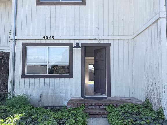 2nd image of 5043 Wilder Dr #B