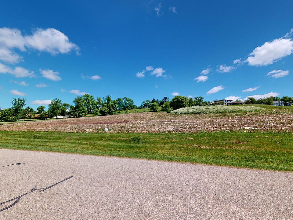 1st image of 21586 Somerset Downs Ln