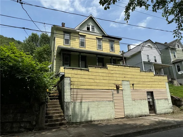 331-333 Woodvale Ave, Johnstown, PA 15901