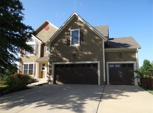 22112 W 70th Ter, Shawnee, KS 66226