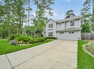 22 E New Avery Pl, Spring, TX 77382