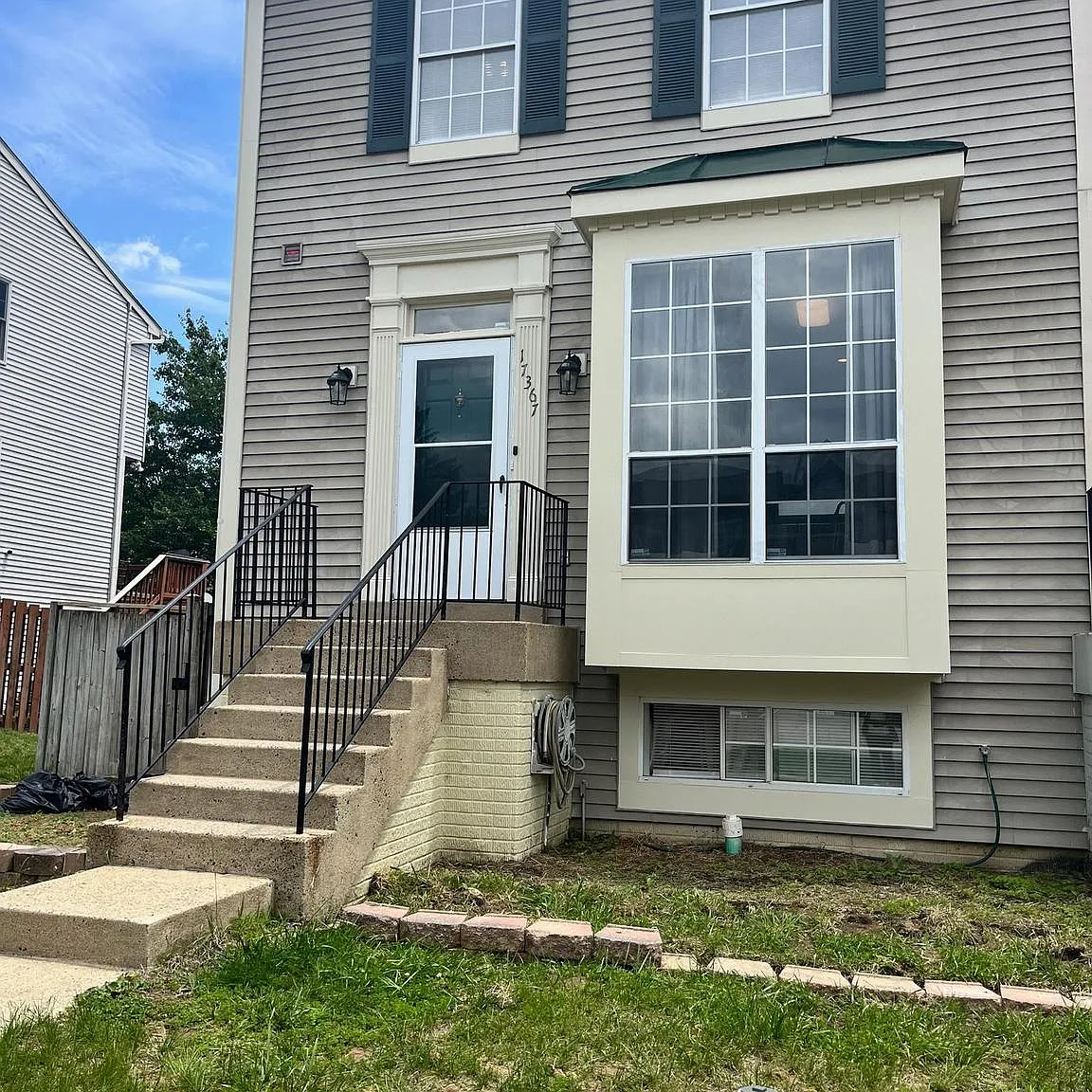 3 bed, 2.5 bath, 1486 sqft, $2,500 — Photo 2